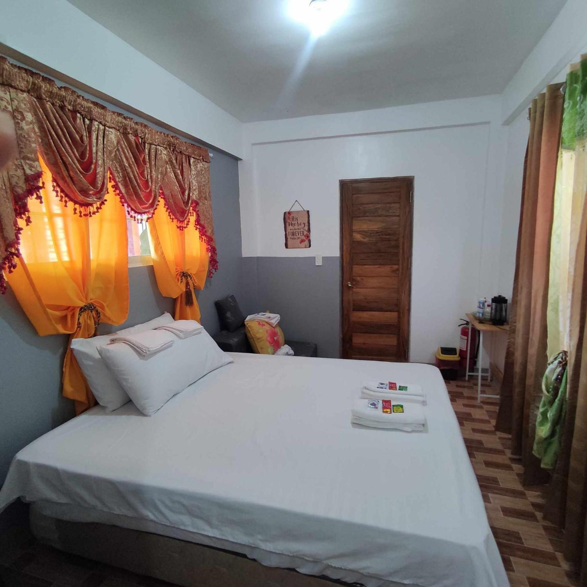 Zia Homestay Burgos  Habitación foto